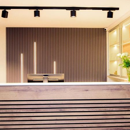 Hotel Twentyfour Living 바트우라하 외부 사진