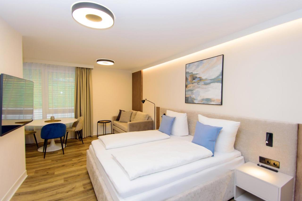 Hotel Twentyfour Living 바트우라하 외부 사진