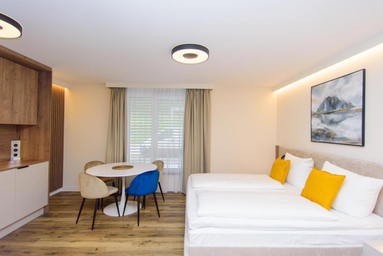 Hotel Twentyfour Living 바트우라하 외부 사진
