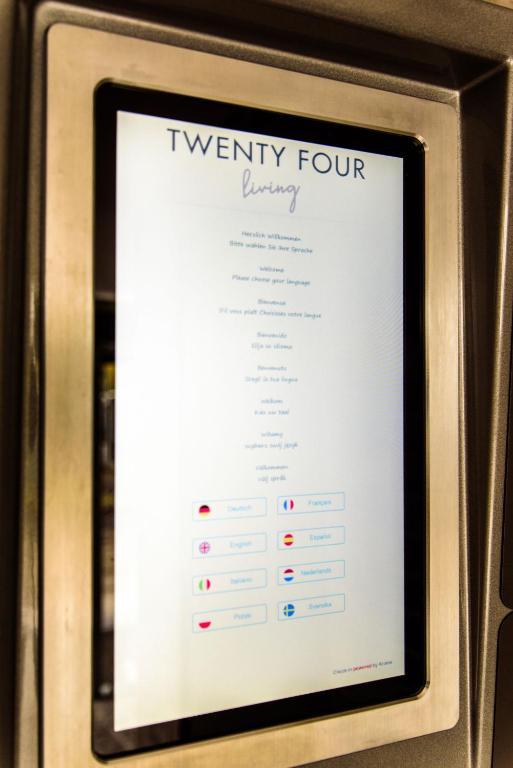 Hotel Twentyfour Living 바트우라하 외부 사진