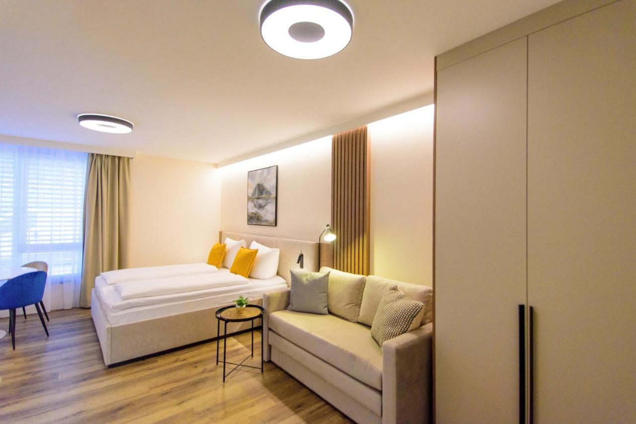 Hotel Twentyfour Living 바트우라하 외부 사진