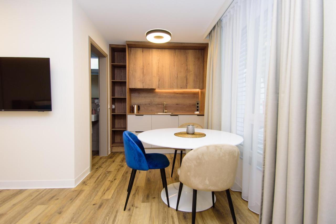 Hotel Twentyfour Living 바트우라하 외부 사진